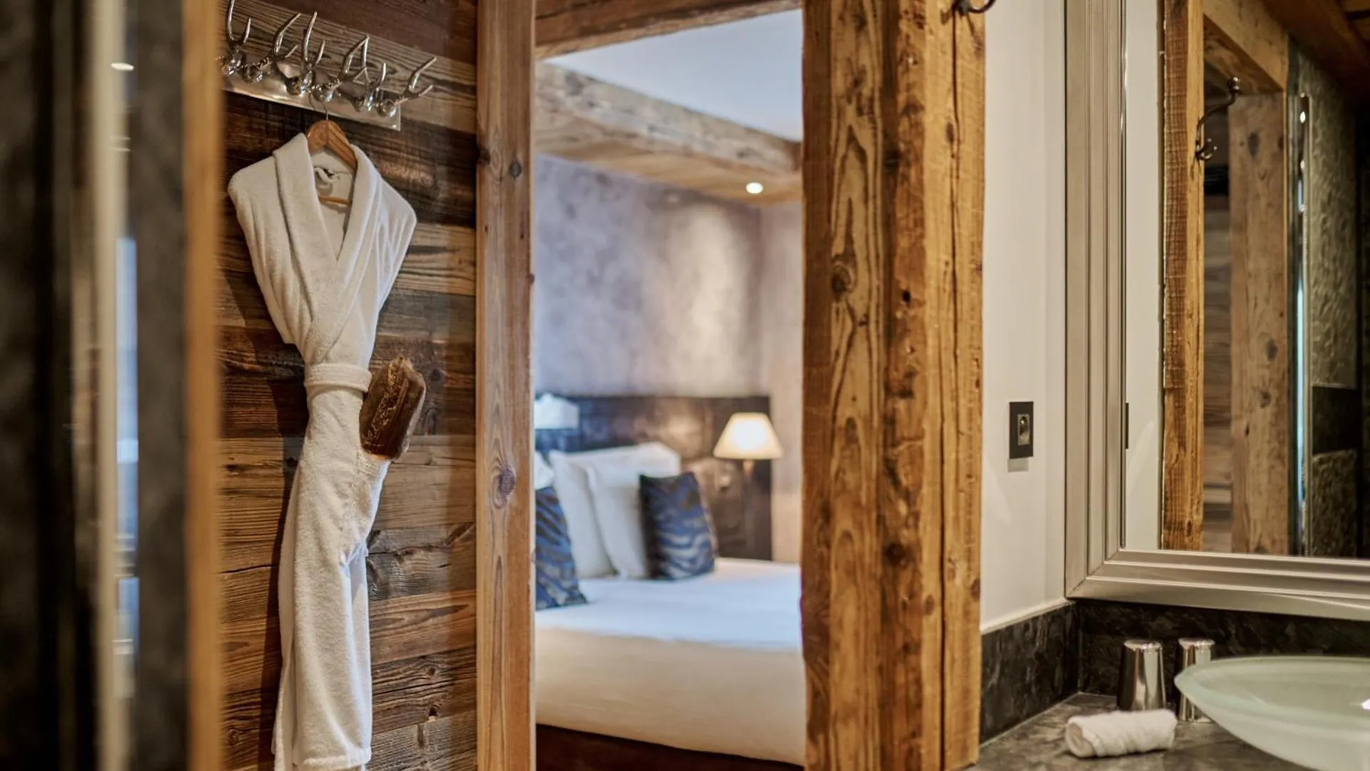 ***** Hotel Les Suites - Maison Bouvier Tignes France